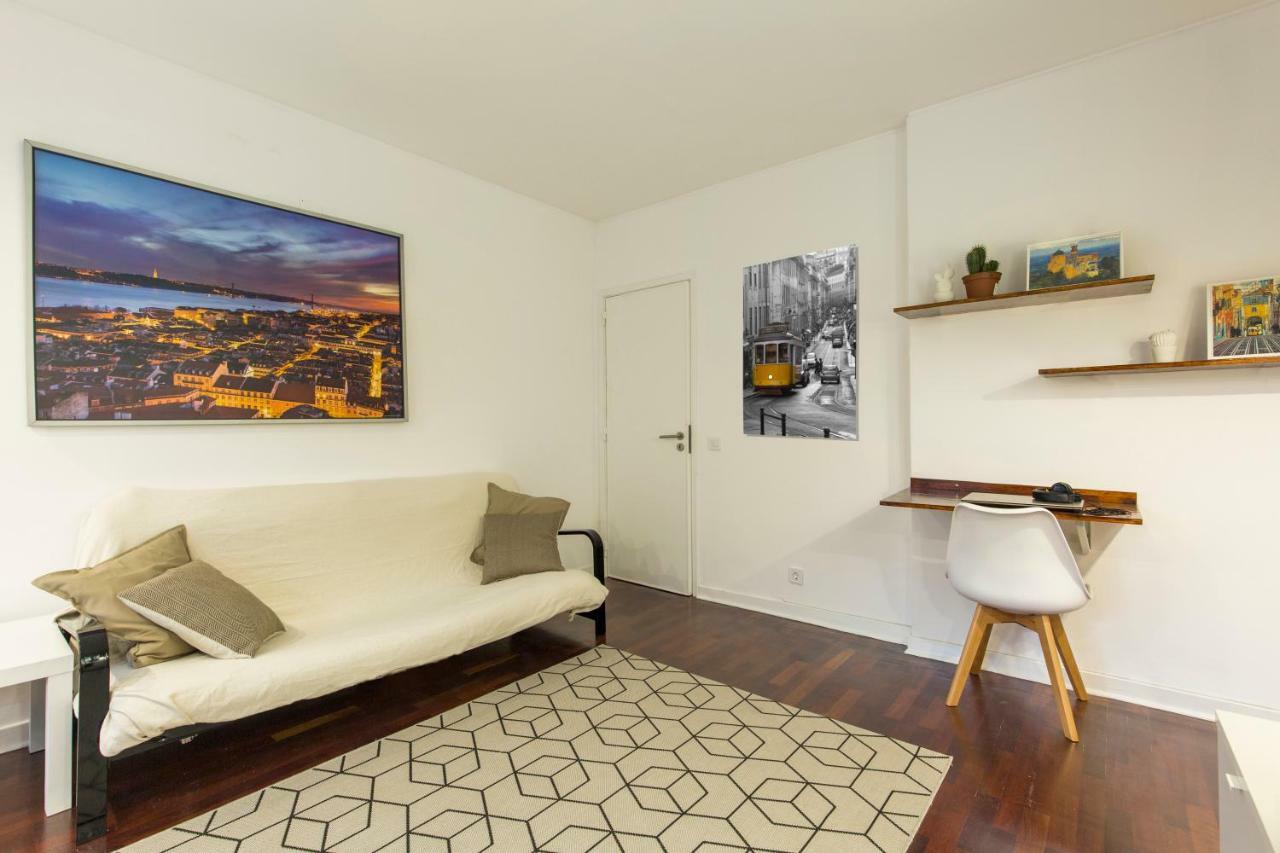 Carcavelos Beach Apartment Кашкайш Экстерьер фото